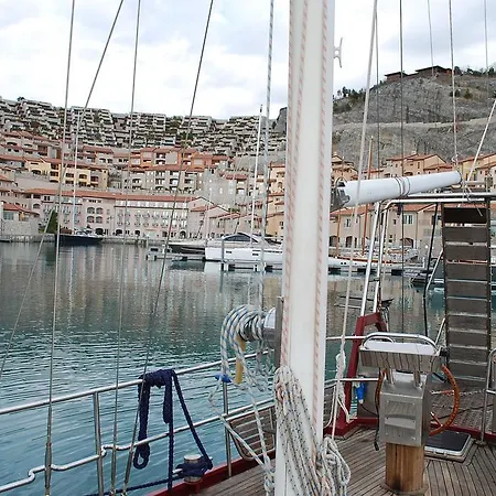 Sail Yacht Hermes Art